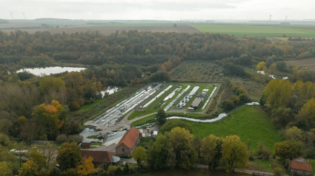 photo representant les infrastructure de la pisciculture d'Airaines vu du ciel